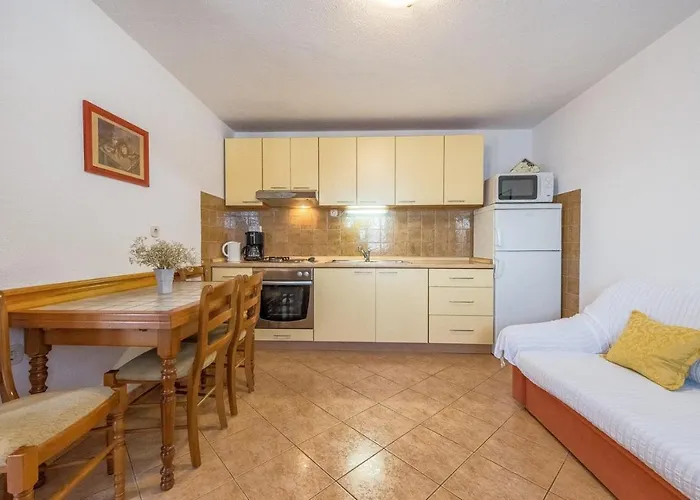 With Parking Space Mastrinka, Ciovo - 2050