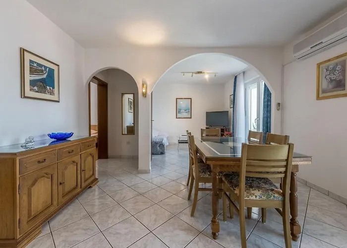 With Parking Space Mastrinka, Ciovo - 2050 *