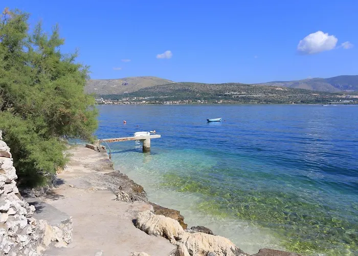 With Parking Space Mastrinka, Ciovo - 2050 شقة تروغير